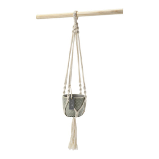 Hanging Pot - Macrame w/pot